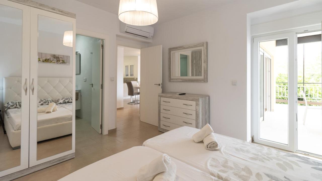 Modern 2 Bedroom Apartment 100 M From The Beach Jávea Exteriör bild