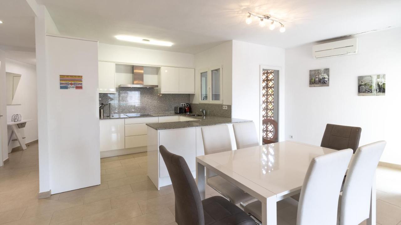 Modern 2 Bedroom Apartment 100 M From The Beach Jávea Exteriör bild